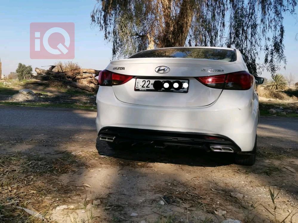 هیوندای ئەلەنترا
